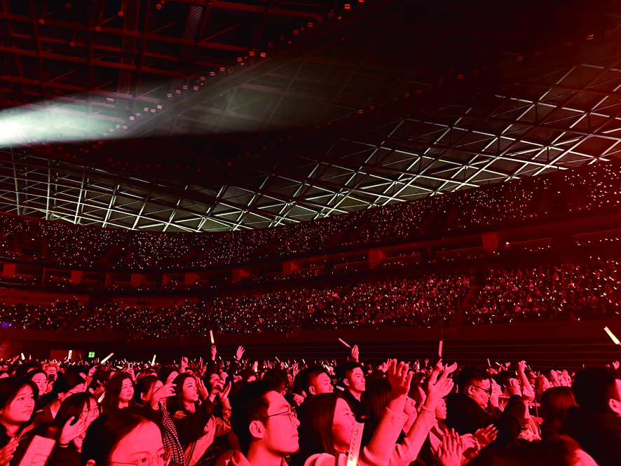 Hangzhou S Night Shines Because Of ED Sheeran