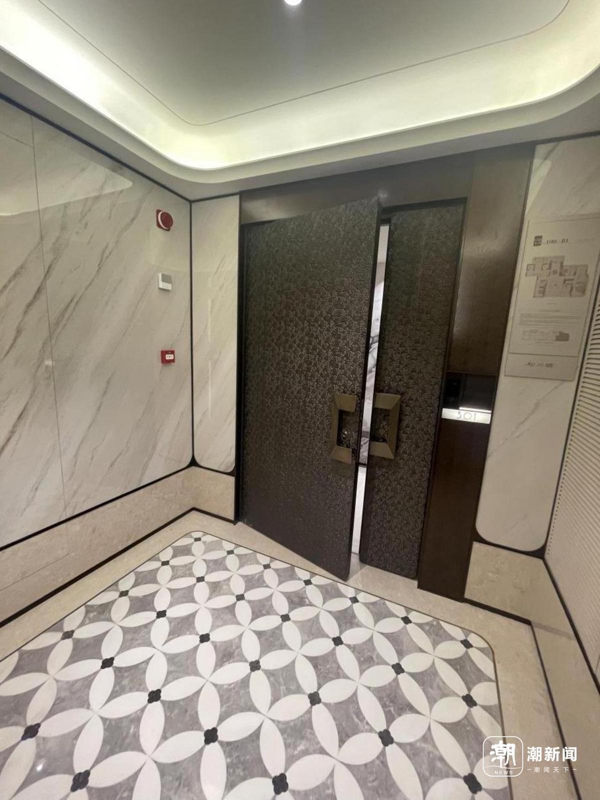 常规“类一梯一户”,电梯厅是独立空间