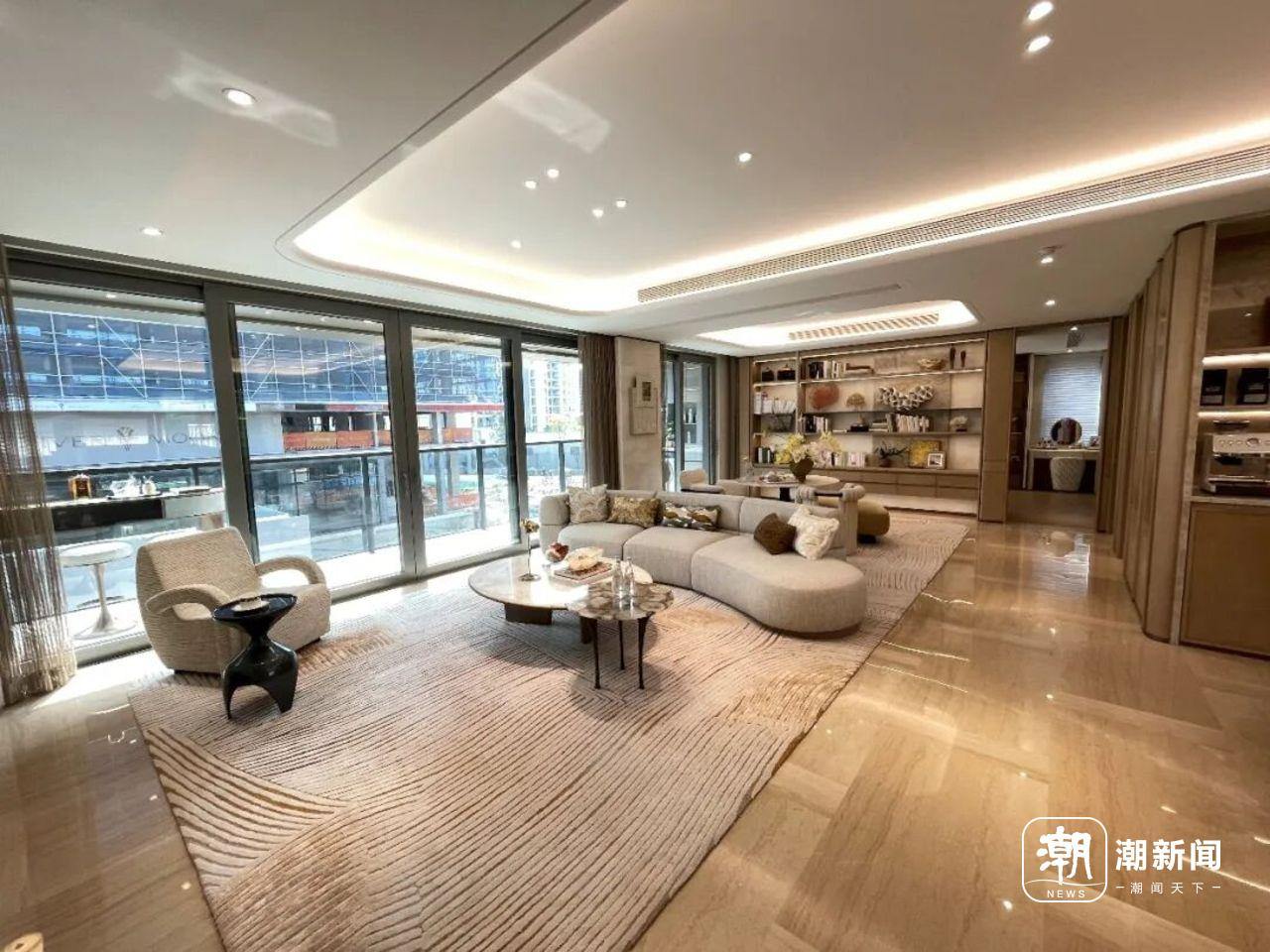 蕙澜月华 詹慧雯/摄