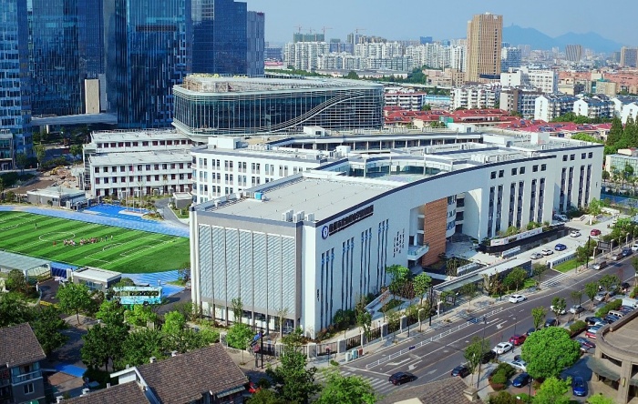 2020年4月,卖鱼桥小学教育集团文汇校区投入使用