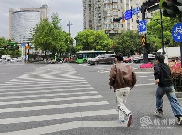 配图6
